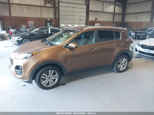 KNDPMCAC6K7497496 2019 KIA SPORTAGE - Image 2