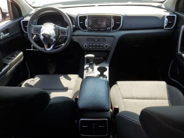 KNDPMCAC6K7498535 2019 KIA SPORTAGE - Image 8