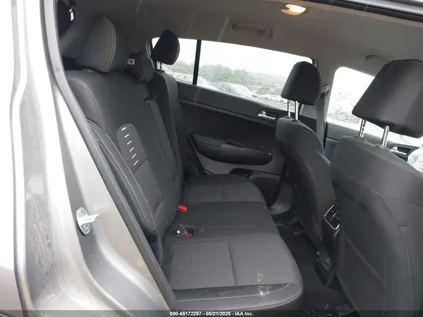 KNDPMCAC6K7501126 2019 KIA SPORTAGE - Image 8