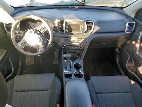 KNDPMCAC6K7503099 2019 KIA SPORTAGE - Image 8