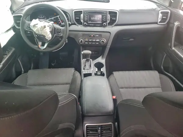 KNDPMCAC6K7503376 2019 KIA SPORTAGE - Image 8
