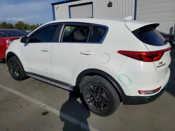 KNDPMCAC6K7508108 2019 KIA SPORTAGE - Image 2