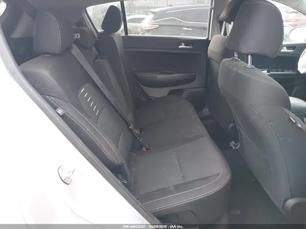 KNDPMCAC6K7515544 2019 KIA SPORTAGE - Image 8