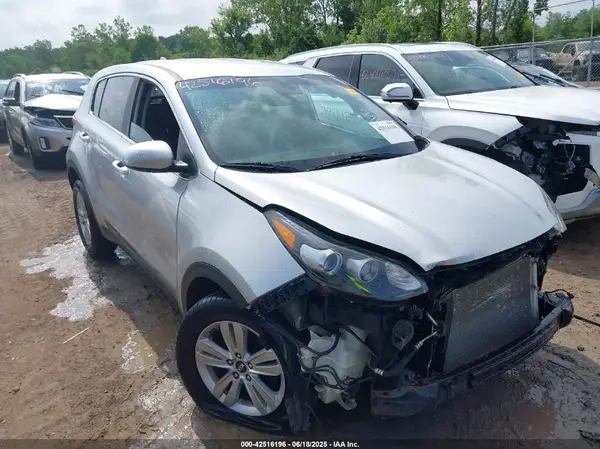 KNDPMCAC6K7517200 2019 KIA SPORTAGE - Image 1