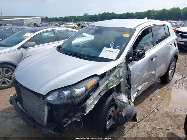 KNDPMCAC6K7517200 2019 KIA SPORTAGE - Image 2