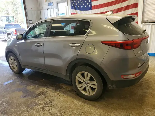 KNDPMCAC6K7527869 2019 KIA SPORTAGE - Image 2