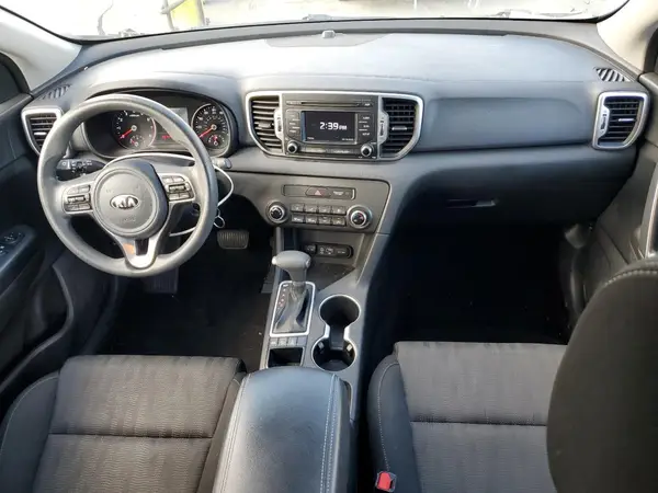 KNDPMCAC6K7528939 2019 KIA SPORTAGE - Image 8