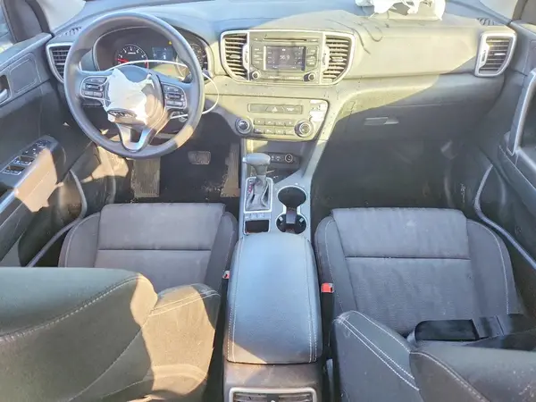 KNDPMCAC6K7552321 2019 KIA SPORTAGE - Image 8