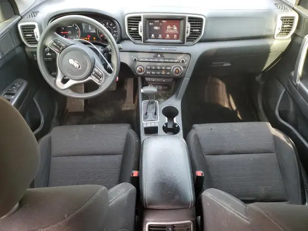 KNDPMCAC6K7557373 2019 KIA SPORTAGE - Image 8