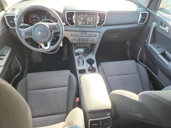 KNDPMCAC6K7564680 2019 KIA SPORTAGE - Image 8