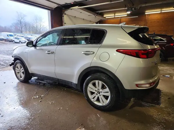 KNDPMCAC6K7572293 2019 KIA SPORTAGE - Image 2