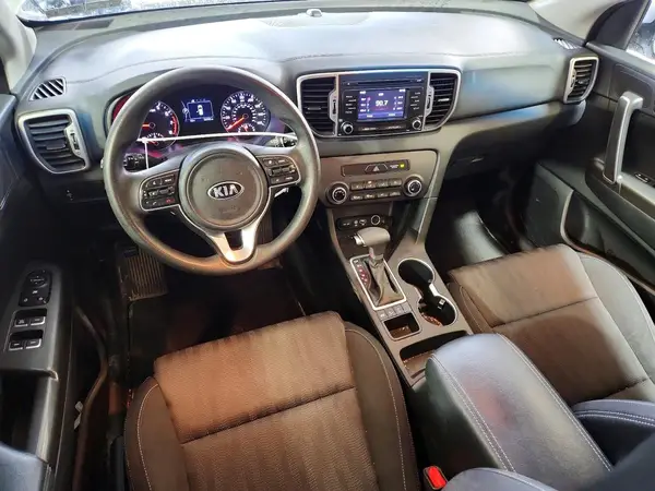 KNDPMCAC6K7572293 2019 KIA SPORTAGE - Image 8