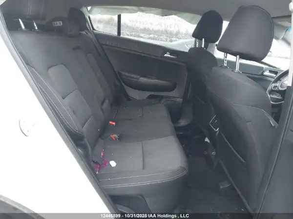 KNDPMCAC6K7577770 2019 KIA SPORTAGE - Image 8