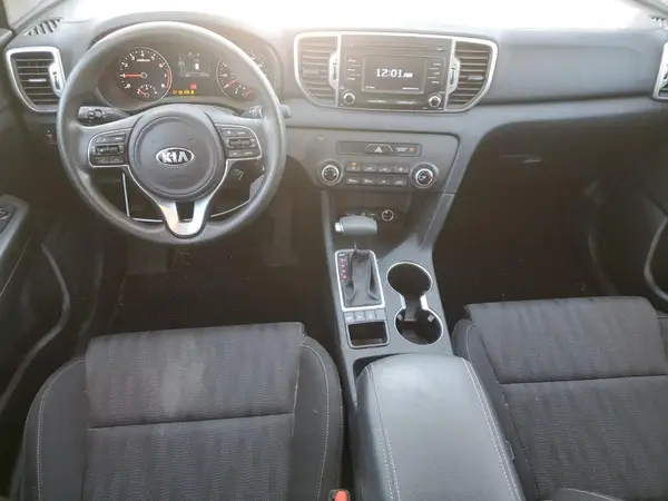 KNDPMCAC6K7579499 2019 KIA SPORTAGE - Image 8