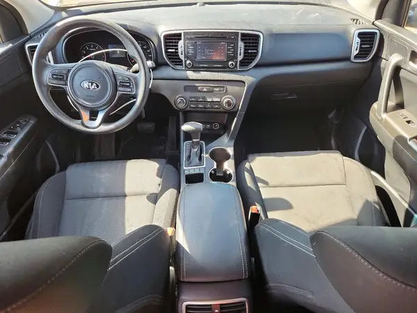 KNDPMCAC6K7598148 2019 KIA SPORTAGE - Image 8