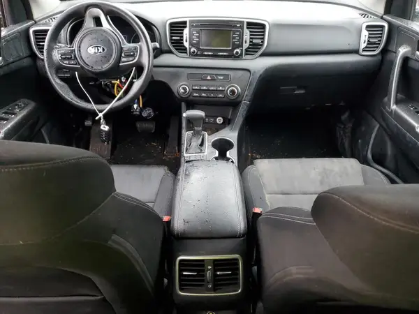 KNDPMCAC6K7603073 2019 KIA SPORTAGE - Image 8