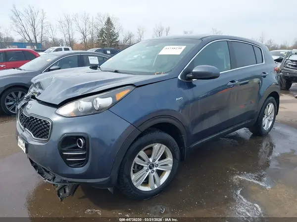 KNDPMCAC6K7614879 2019 KIA SPORTAGE - Image 2