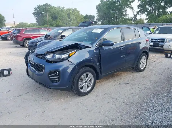 KNDPMCAC6K7619127 2019 KIA SPORTAGE - Image 2
