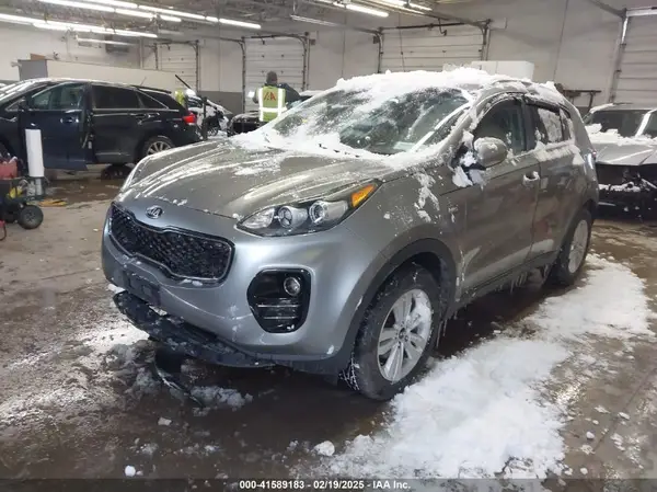 KNDPMCAC6K7625395 2019 KIA SPORTAGE - Image 2