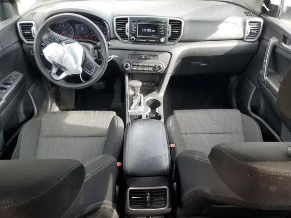 KNDPMCAC6K7627728 2019 KIA SPORTAGE - Image 8