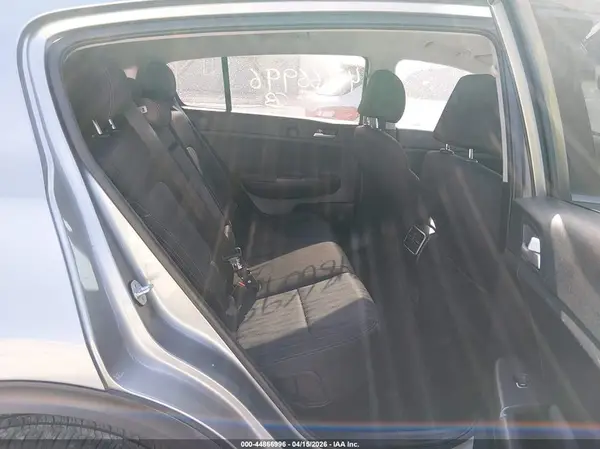 KNDPMCAC6L7635359 2020 KIA SPORTAGE - Image 8