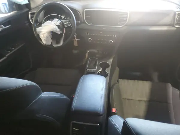 KNDPMCAC6L7661928 2020 KIA SPORTAGE - Image 8
