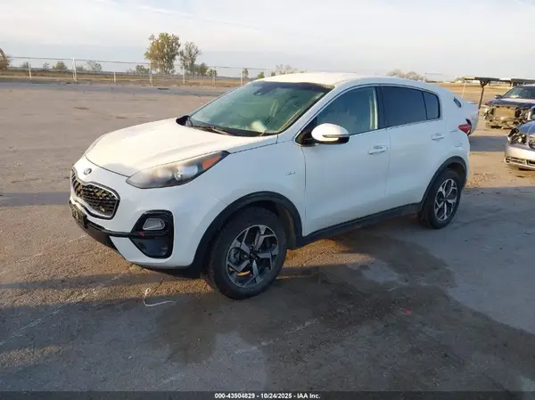 KNDPMCAC6L7821077 2020 KIA SPORTAGE - Image 2