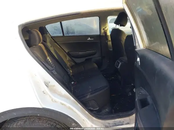 KNDPMCAC6L7821077 2020 KIA SPORTAGE - Image 8