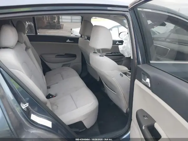 KNDPMCAC6L7825128 2020 KIA SPORTAGE - Image 8