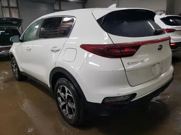 KNDPMCAC6M7864304 2021 KIA SPORTAGE - Image 2
