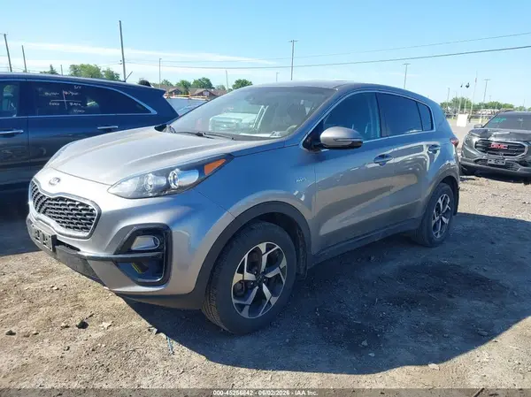 KNDPMCAC6M7873777 2021 KIA SPORTAGE - Image 2
