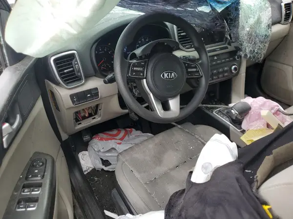 KNDPMCAC6M7882396 2021 KIA SPORTAGE - Image 8