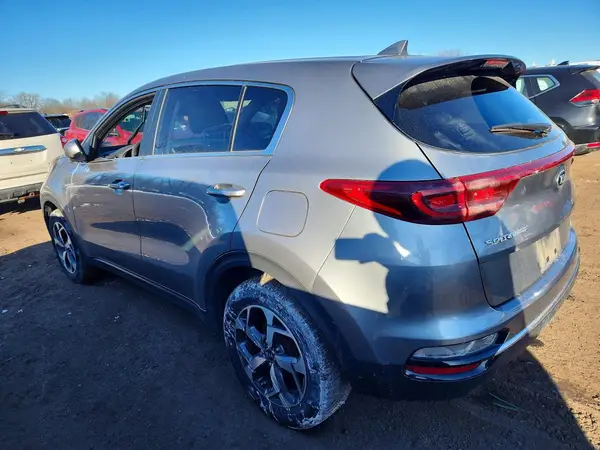 KNDPMCAC6M7903456 2021 KIA SPORTAGE - Image 2