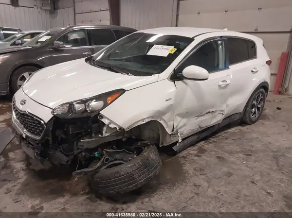KNDPMCAC6M7905952 2021 KIA SPORTAGE - Image 2