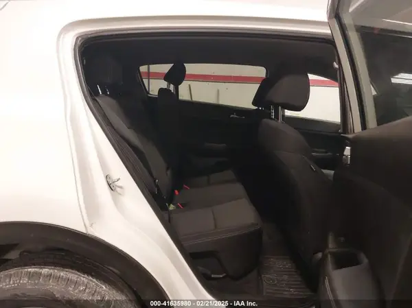 KNDPMCAC6M7905952 2021 KIA SPORTAGE - Image 8