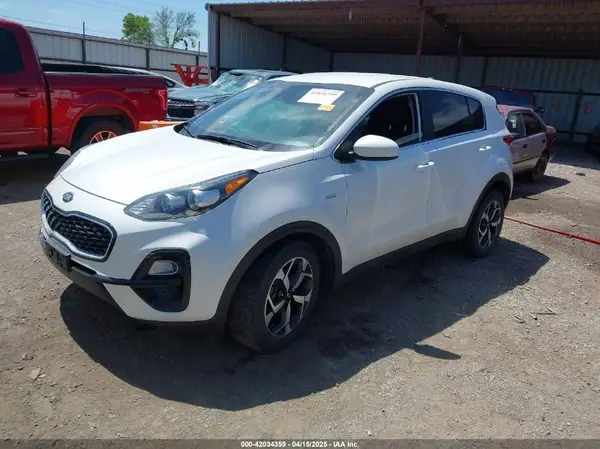 KNDPMCAC6M7932469 2021 KIA SPORTAGE - Image 2