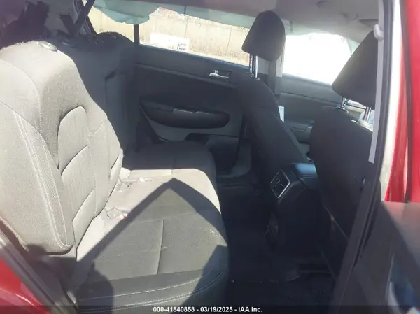 KNDPMCAC6M7939292 2021 KIA SPORTAGE - Image 8