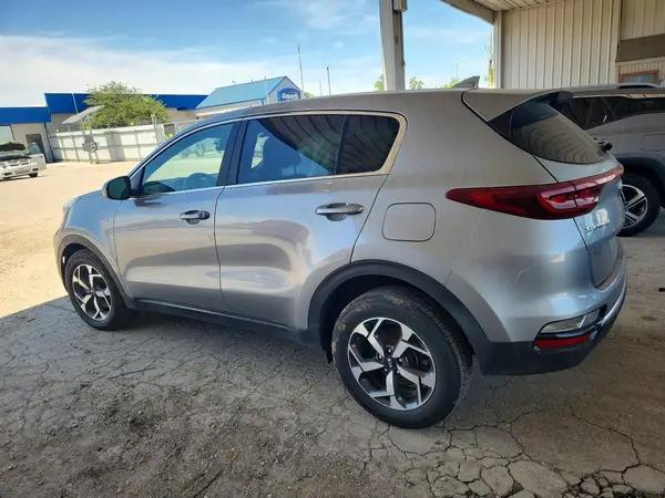 KNDPMCAC6M7942113 2021 KIA SPORTAGE - Image 2