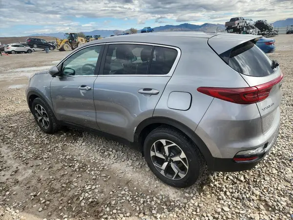 KNDPMCAC6M7943276 2021 KIA SPORTAGE - Image 2