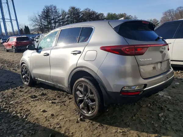 KNDPMCAC6N7026128 2022 KIA SPORTAGE - Image 2