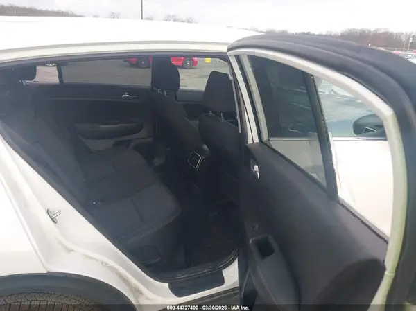 KNDPMCAC6N7952769 2022 KIA SPORTAGE - Image 8