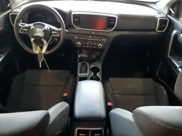 KNDPMCAC6N7960872 2022 KIA SPORTAGE - Image 8