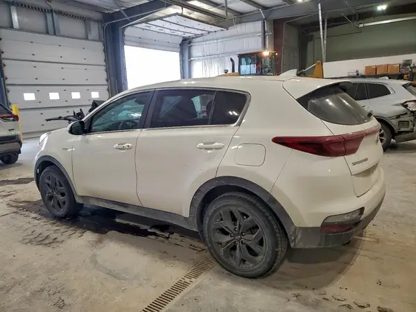 KNDPMCAC6N7969734 2022 KIA SPORTAGE - Image 2