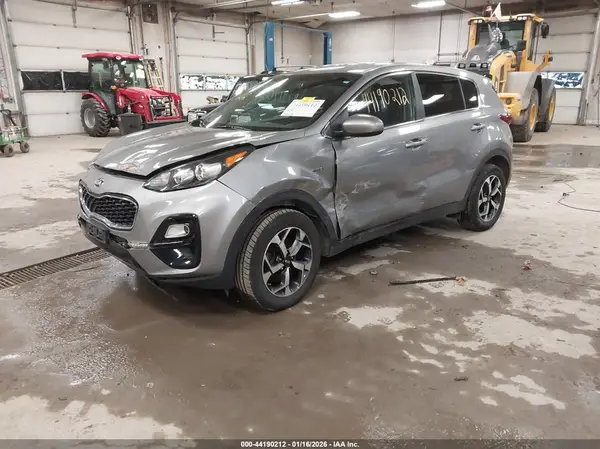 KNDPMCAC6N7974075 2022 KIA SPORTAGE - Image 2