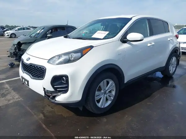 KNDPMCAC7H7034971 2017 KIA SPORTAGE - Image 2