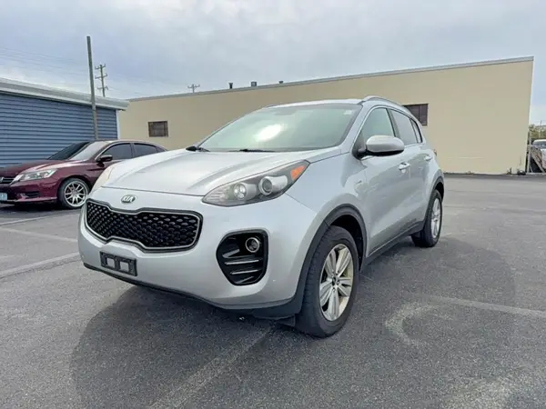 KNDPMCAC7H7037286 2017 KIA SPORTAGE - Image 2