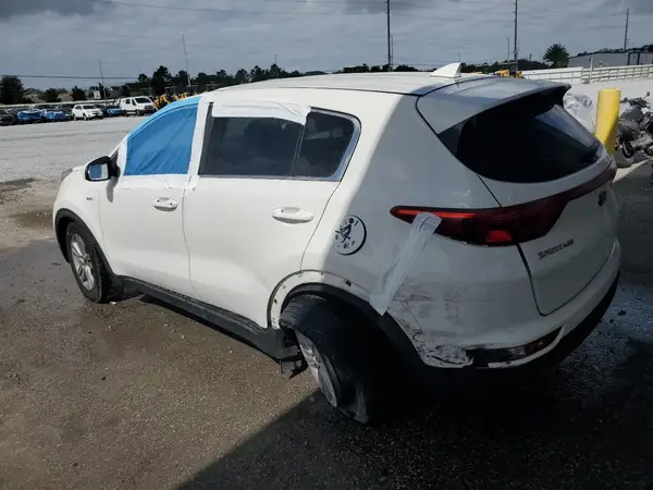 KNDPMCAC7H7037532 2017 KIA SPORTAGE - Image 2