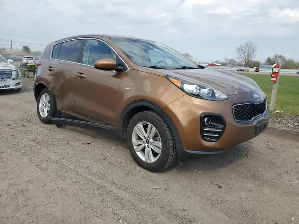 KNDPMCAC7H7041340 2017 KIA SPORTAGE - Image 1