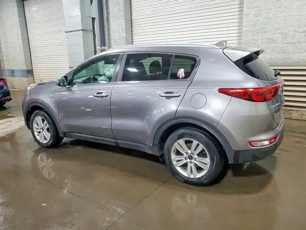 KNDPMCAC7H7053682 2017 KIA SPORTAGE - Image 2