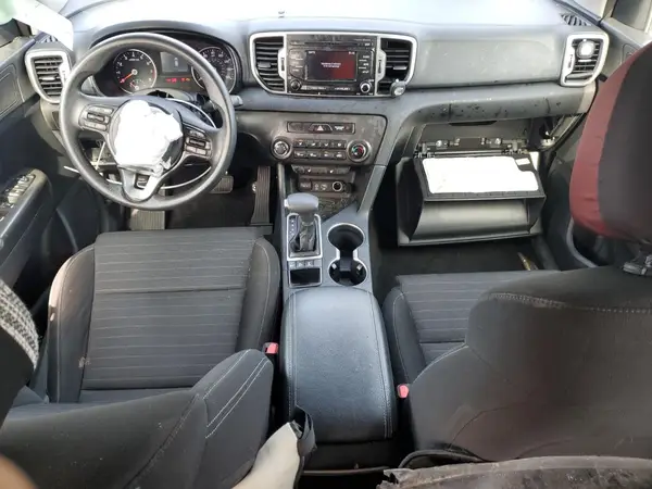 KNDPMCAC7H7056906 2017 KIA SPORTAGE - Image 8